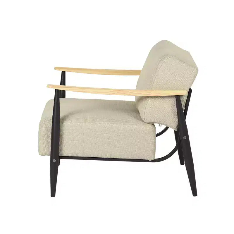 Poltrona con braccioli in legno massello, 28 cuscini imbottiti nei colori beige, nero e naturale