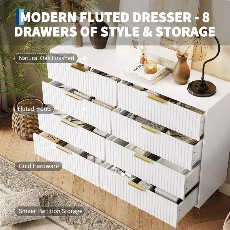 Cassettiera con 8 cassetti scanalati, comò in legno moderno largo 55 cm con maniglie in metallo, cassettiera da camera da letto e mobile TV per soggiorno