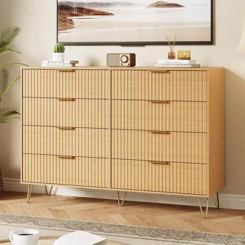 Cassettiera con 8 cassetti scanalati, comò in legno moderno largo 55 cm con maniglie in metallo, cassettiera da camera da letto e mobile TV per soggiorno