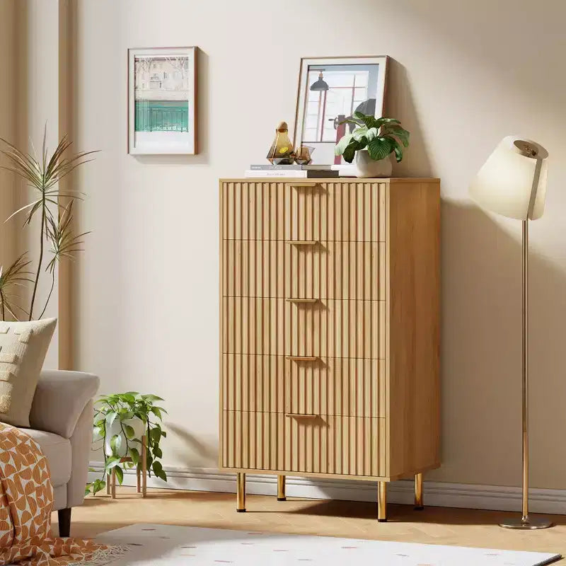 Cassettiera a 5 cassetti per camera da letto, comò moderno alto 122 cm con cassetti profondi e piano ampio, organizer in legno scanalato per soggiorno