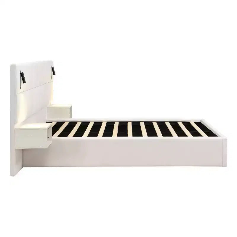 Letto imbottito con piattaforma in ciniglia legno Lili con testiera e lampada da lettura