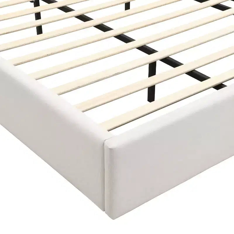 Letto imbottito con piattaforma in ciniglia legno Lili con testiera e lampada da lettura