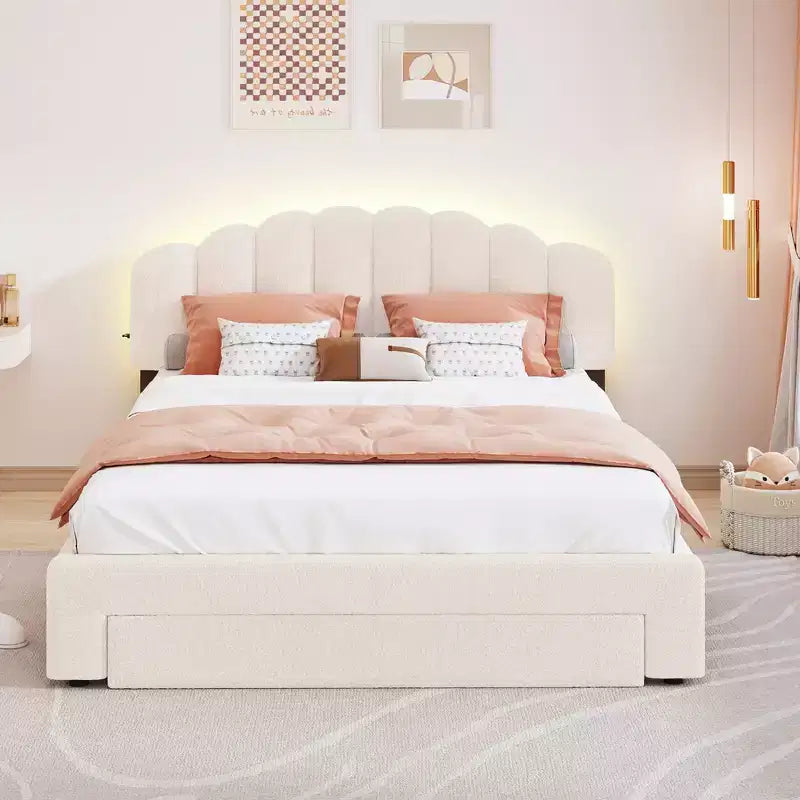 Letto a piattaforma imbottito in pile Teddy matrimoniale queen-size con porte USB e cassetto