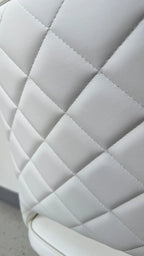 Sedia da pranzo moderna disponibile in grigio, nero e bianco