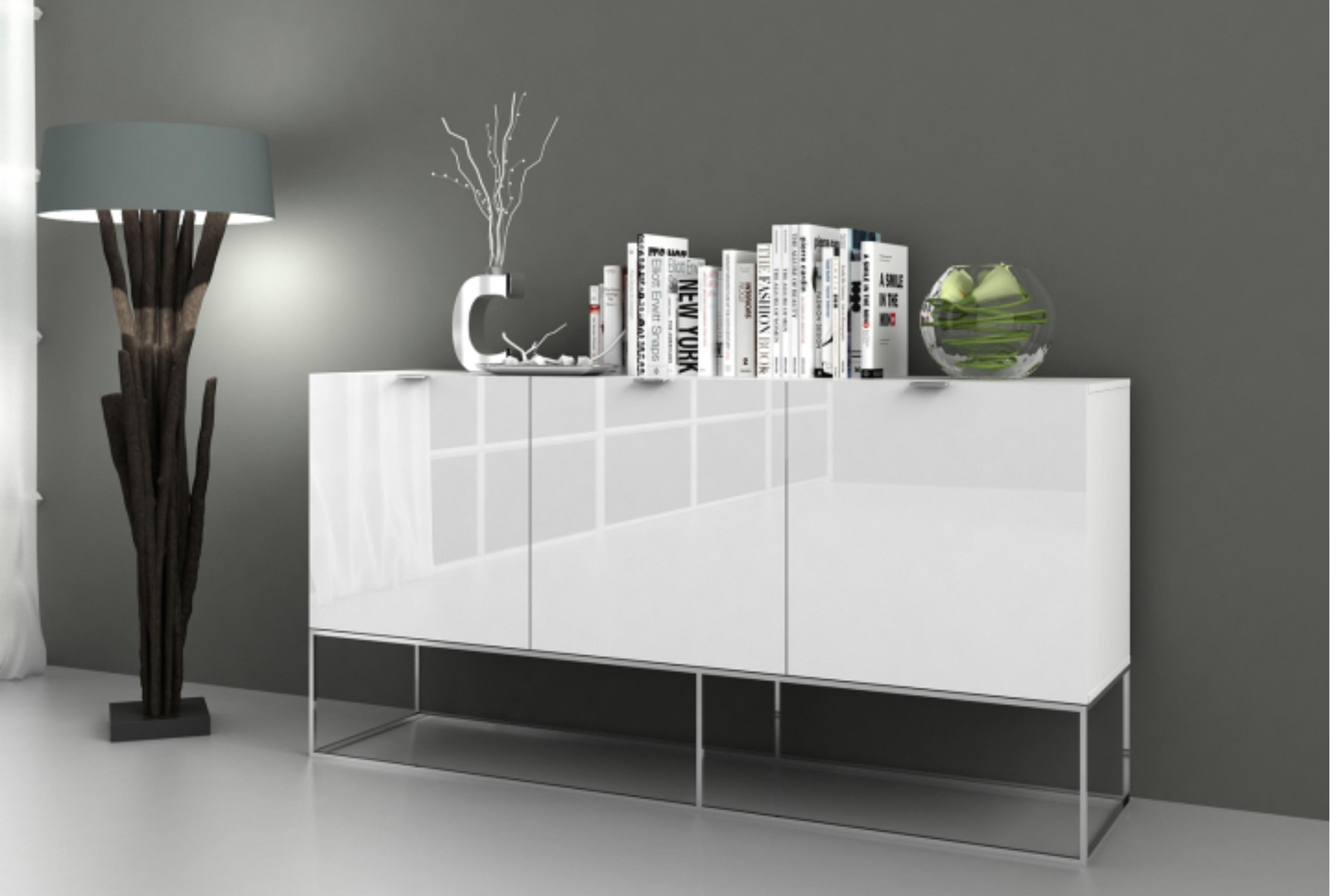 Credenza laccata color tortora lucido con base nera